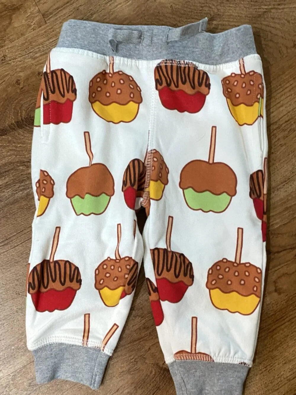 Monica + Andy Candy Apple Sweatshirt & Jogger Pants Set-6-9 Months